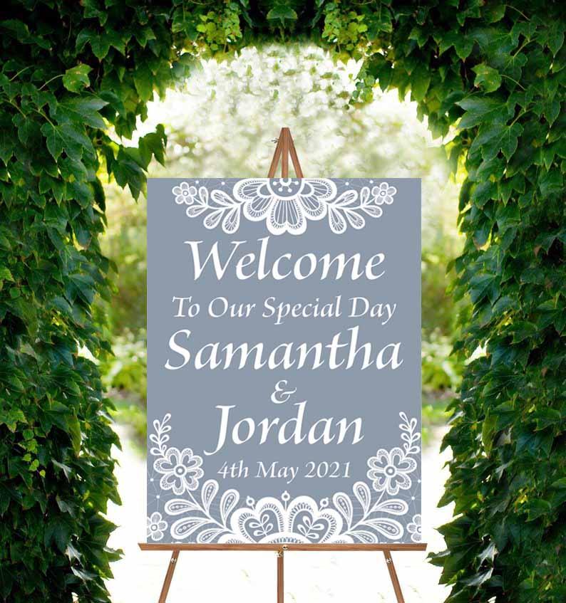Wedding Welcome Sign - Classic Doilies